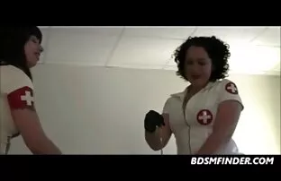 مرد فراوان هرچه الاغ خود را با سیم لخت کن پستان نفت قبل از impaling سکس دختر خاله او را با یک خروس ضخامت