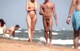 سبزه باریک بمکد دیک و می شود یک دسته از تقدیر بر سکس خاله الکس روی صورت