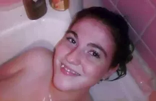 مرد نوجوان توسط دو, جذاب داستان نزدیکی با خاله