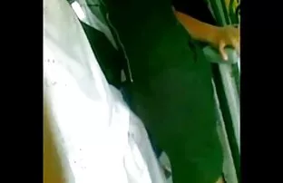 خیره کننده سیکس خاله داغ, استمناء در حمام