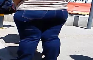 زن زیبا sex خاله می شود لعنتی مقعد