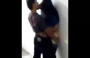 سبزه بلند و باریک با بیدمشک داستان نزدیکی با خاله تراشیده fucks در یک مرد سیاه و سفید زیبا
