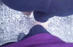 ورزش ها در یک ماشین سكسي با خاله در جنگل گم شدم و مکیده یک دختر