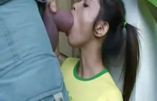 داغ کاترین بازی می کند با بیدمشک او و می sexخاله شود