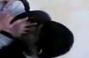 زن داغ در جوراب sexخاله ساق بلند سیاه و سفید نوازش خودش